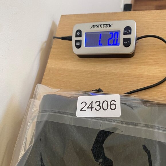 Chicos Pants Womens 2 US 12 Short Gray Fabulously Slimming Ponte Pull On Stretch - Picture 13 of 13